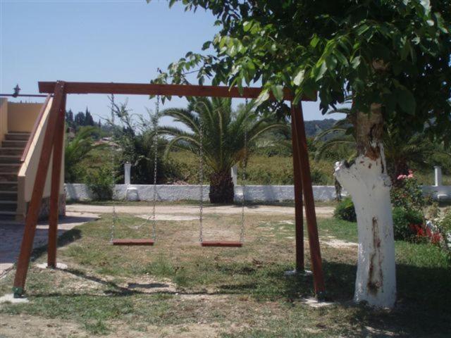 Loula Apartments Sidari  Luaran gambar