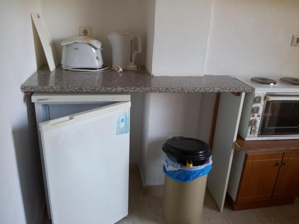 Loula Apartments Sidari  Bilik gambar